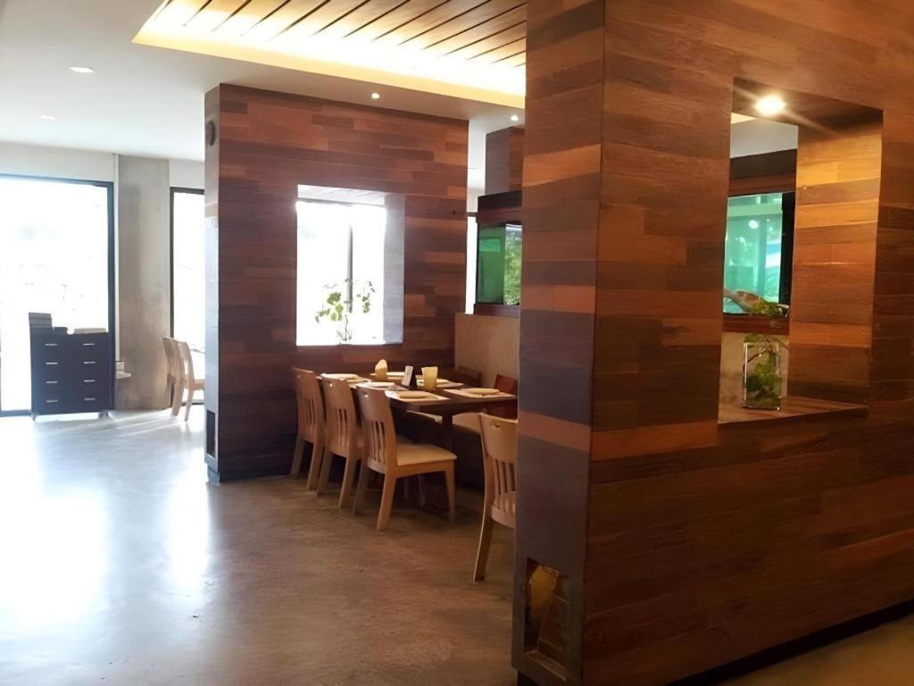 Klim Hotel Buriram Esterno foto